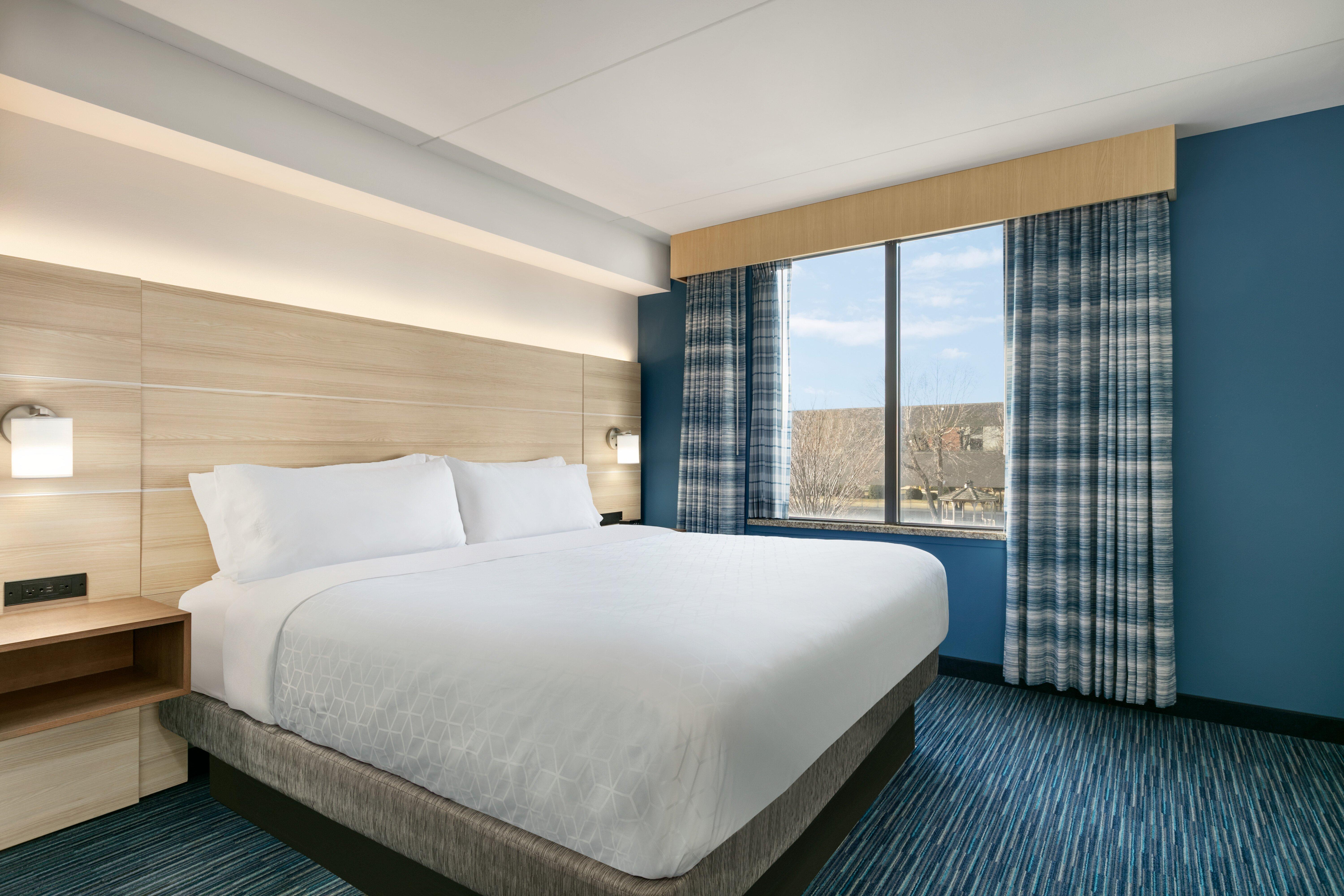 Holiday Inn Express Hotel & Suites Norfolk Airport By Ihg Екстериор снимка