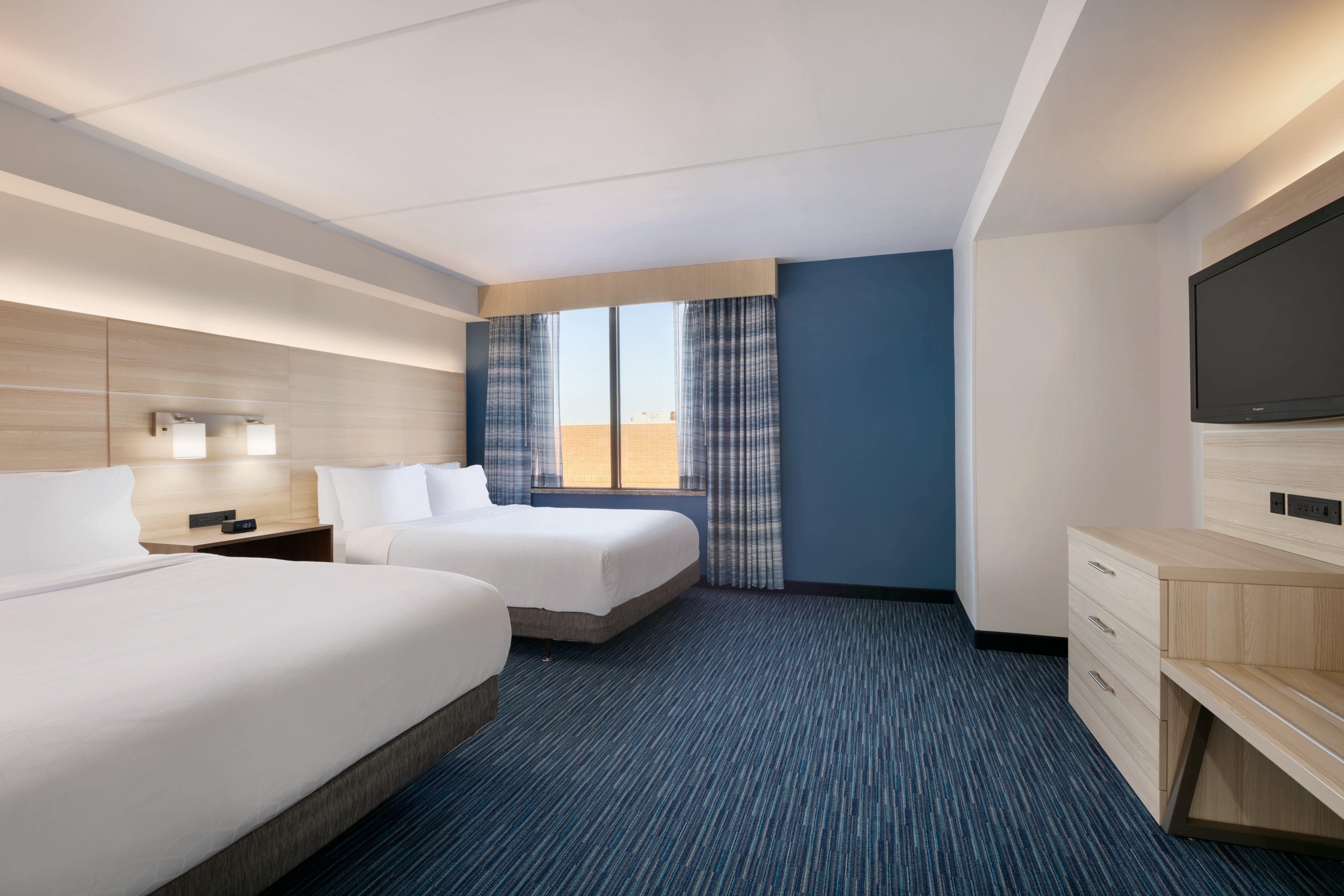 Holiday Inn Express Hotel & Suites Norfolk Airport By Ihg Екстериор снимка